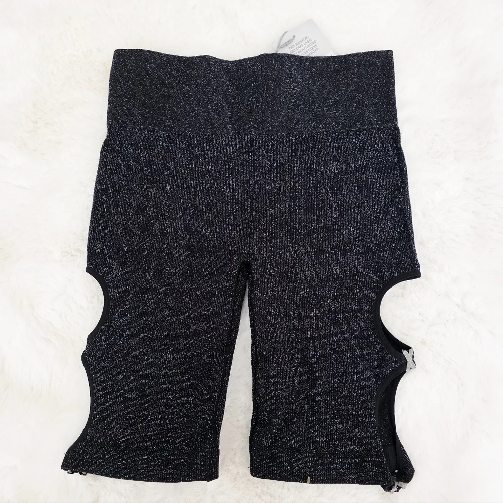 Savage X Fenty🩶Bawdy Double Knit Bike Shorts SIZE L - Picture 8 of 9